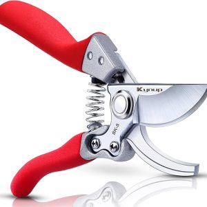 Gardening scissors